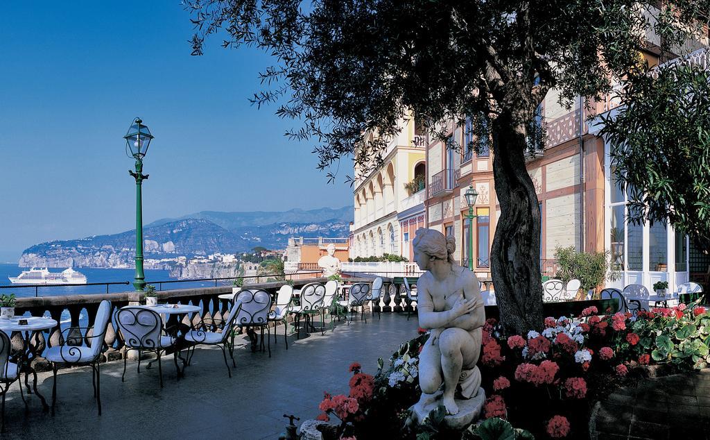 Grand Hotel Excelsior Vittoria Sorrento Exterior photo